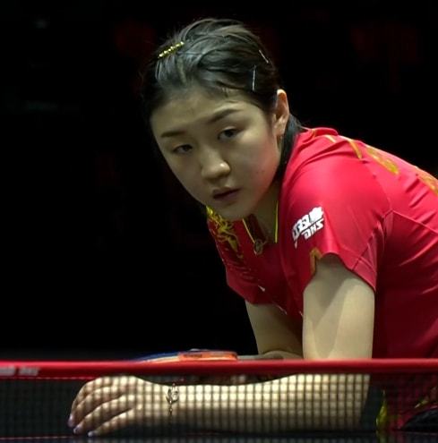 校新增足球 校新增足球