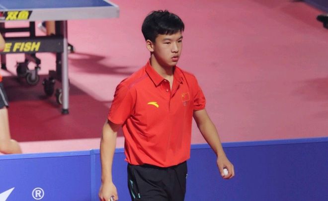 掌声不仅是 掌声不仅是